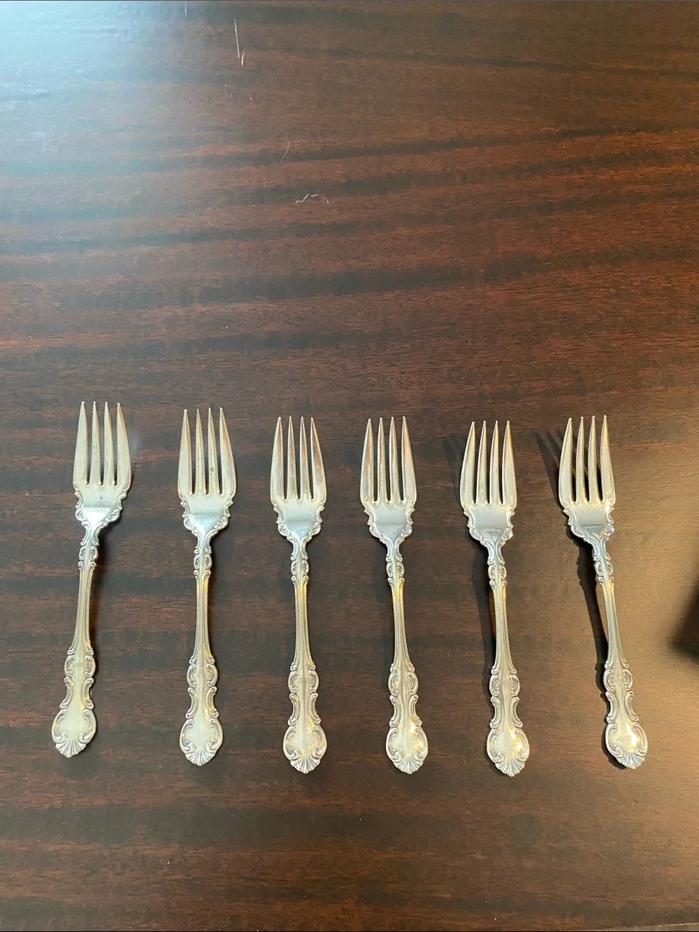Set of 1835R Wallace Silverplate dessert forks (6)